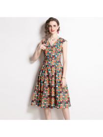 New style Colorful Print V-Neck Sleeveless Dress with Belt