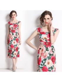 Summer new catwalk style Floral print pleated waist dress