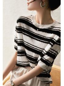 On Sale Color Matching Knitting Top 