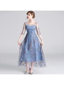 New style Banquet Temperament Long Mesh Embroidered Dress