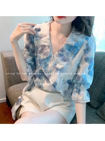 Fairy age-reducing puff sleeve ruffled sequin top  