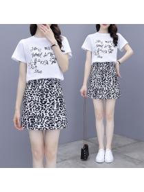 Elegant style Fashion Round neck T-shirt+Leopard print Skirt Two piece set
