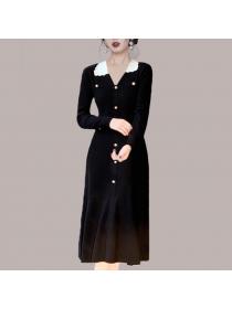 Mid-length V-neck black knitted split dress doll neck fishtail dress