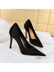 Vintage style high-heeled shoes women's shoes pointed Heels
