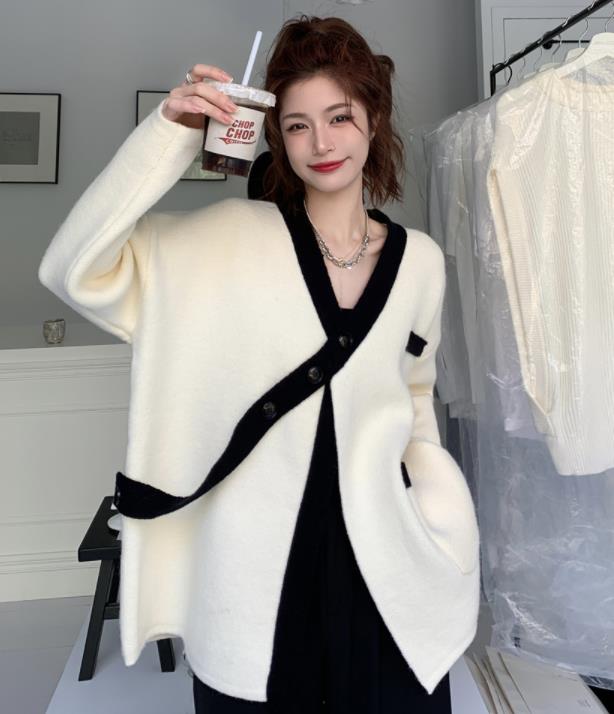 On Sale Color Matching Knitting Loose Coat