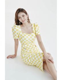 Korean fashion temperament checkerboard print square neck puff sleeves slim dress