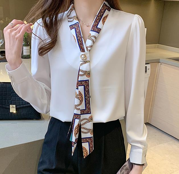 Discount   Pure Color Lace Matching Fashion Blouse