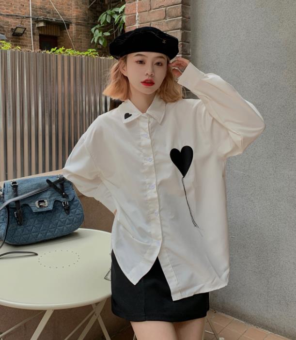 Heart-shaped embroidered shirt women's long sleeves Blouse