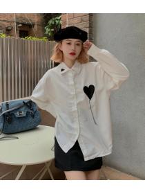 Heart-shaped embroidered shirt women's long sleeves Blouse 