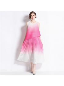 European style Fashion Summer Loose Top+Pleated skirt 