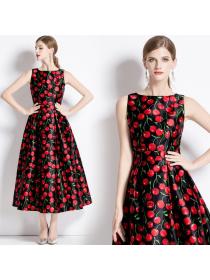 European style Summer Sleeveless Slim Printed A-line dress 