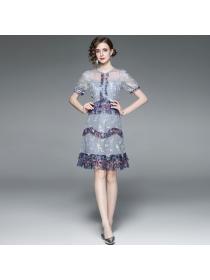 European style Retro Lace Embroidery Layer dress