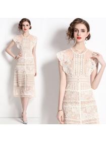 European style Fashion Sweet Embroidery Short sleeve dress 