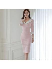 Korea style Fashion V collar Plaid dress 