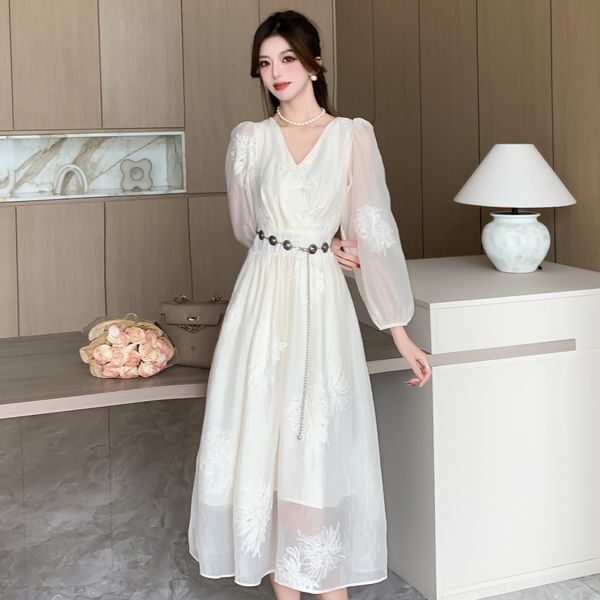 Chinese style Luxury Fashion White dress